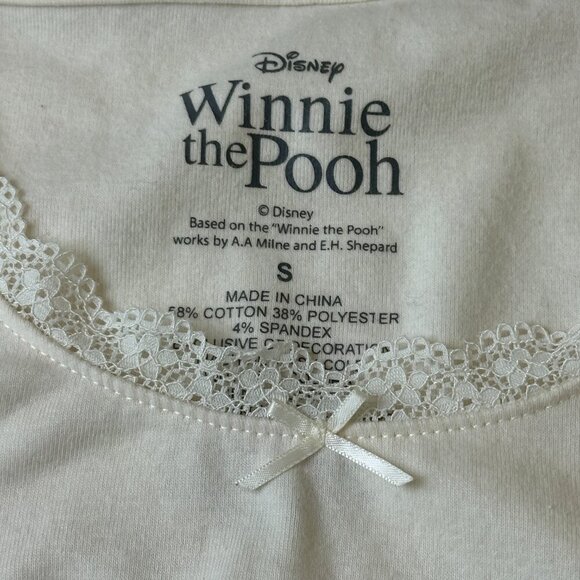 Disney Winnie the Pooh Shirt Womens Small White Lace Trim Cartoon Graphic Tee - Picture 3 of 8
